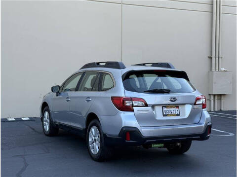 2018 Subaru Outback 2.5i