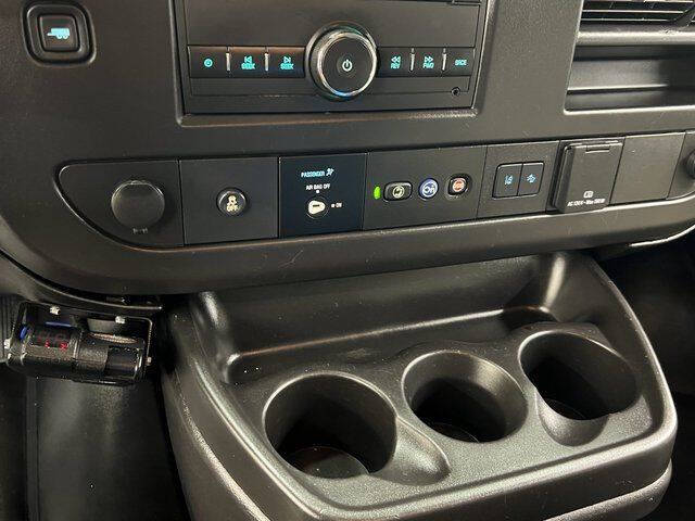 2021 Chevrolet Express 2500