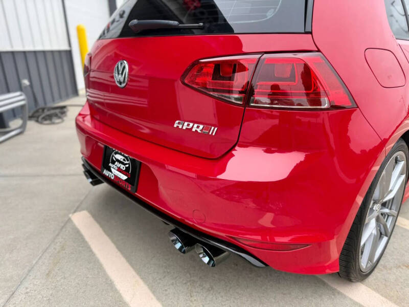 2017 Volkswagen Golf R 4Motion