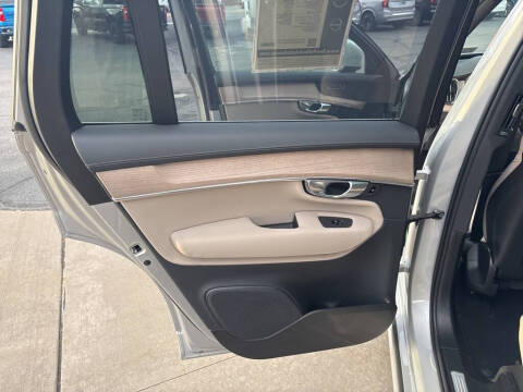 2025 Volvo XC90 B6 Plus Bright Theme 7P