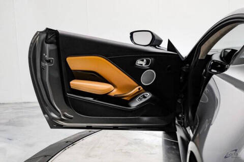 2020 Aston Martin Vantage