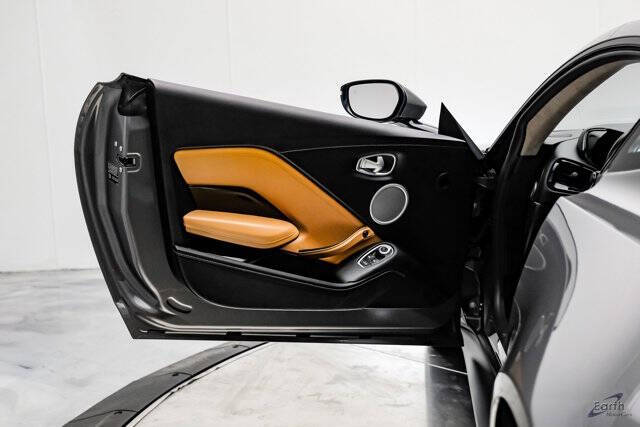 2020 Aston Martin Vantage