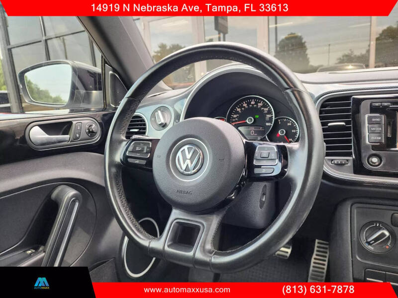 2012 Volkswagen Beetle 2.0 photo 24