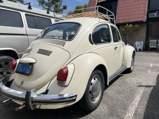 1972 Volkswagen Super Beetle