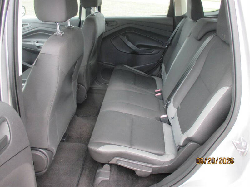 2016 Ford Escape S