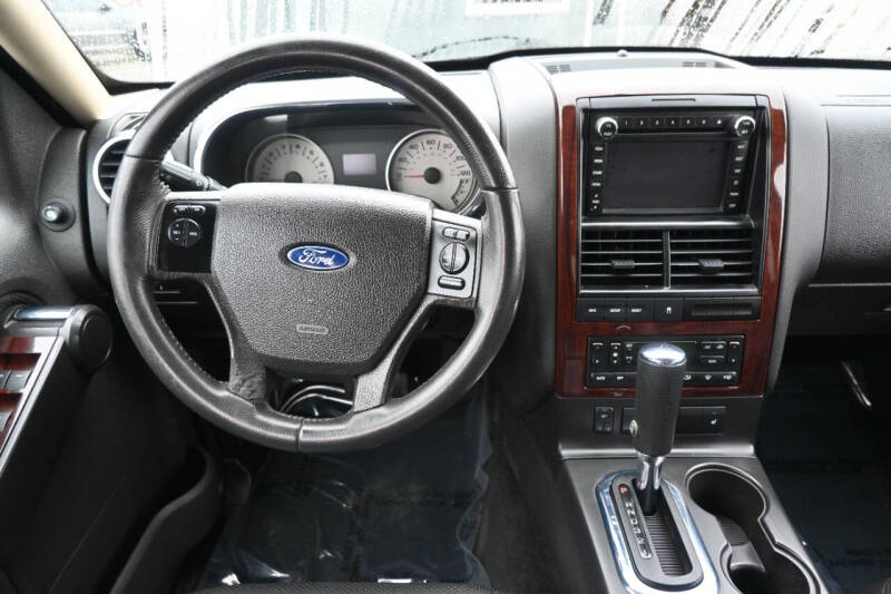 2010 Ford Explorer Limited