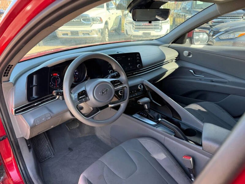 2022 Hyundai Elantra