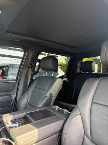 2023 Toyota Tundra Platinum HV