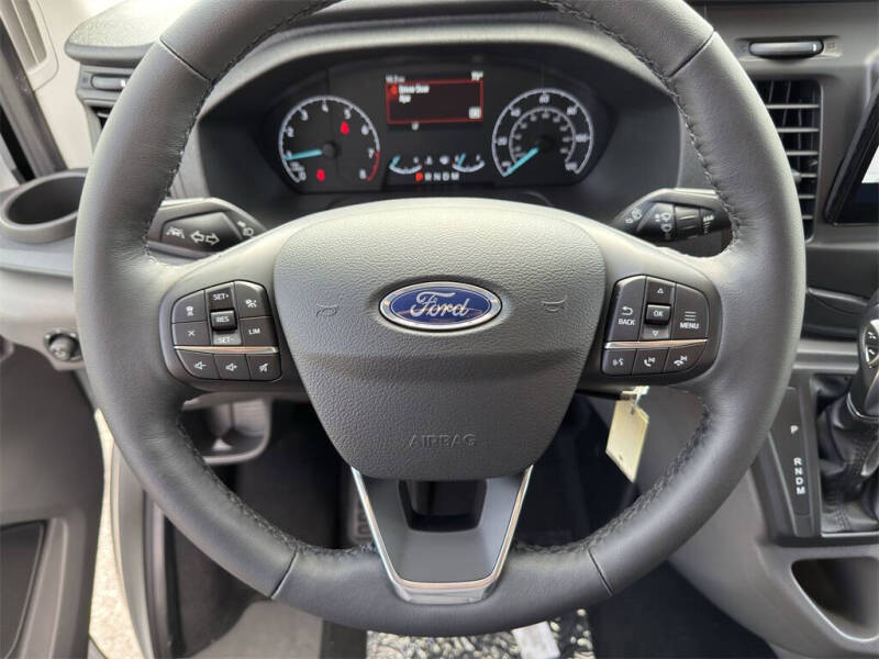 2025 Ford Transit