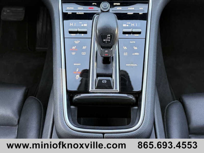 2018 Porsche Panamera 4