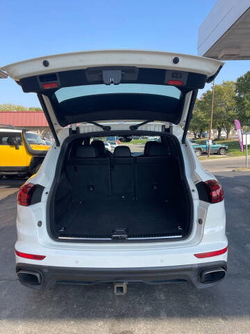 2016 Porsche Cayenne