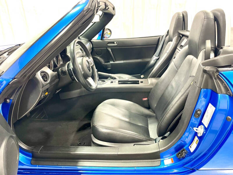 2006 Mazda MX-5 Miata Sport