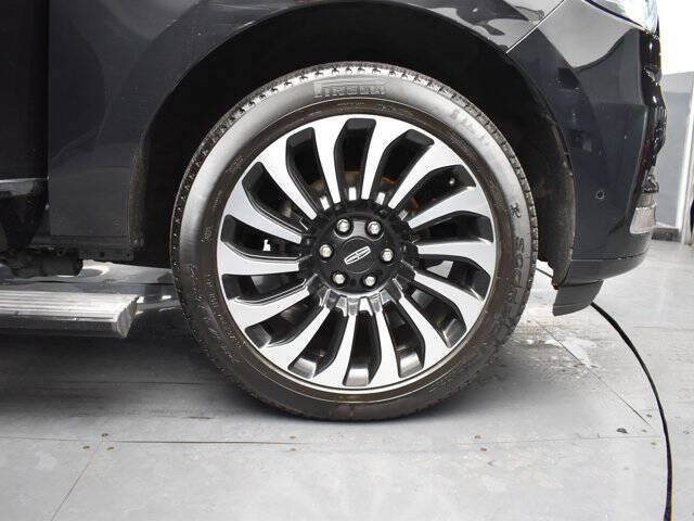 2023 Lincoln Navigator L Black Label