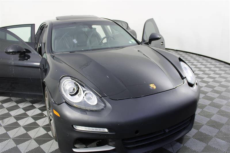2014 Porsche Panamera 4