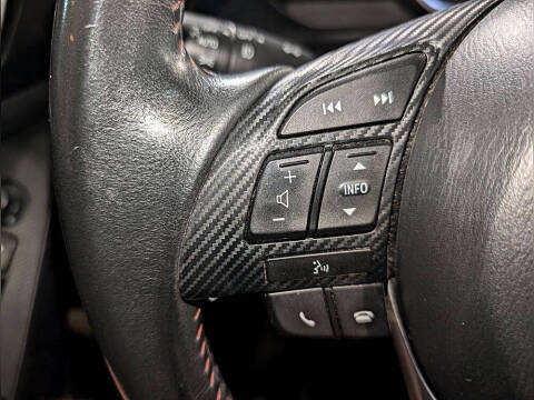 2016 Mazda MAZDA3 i Touring