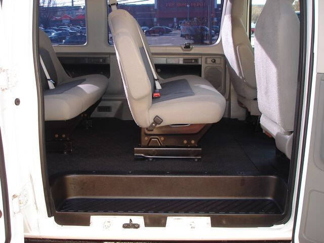 2014 Ford E-Series E-350 SD XLT