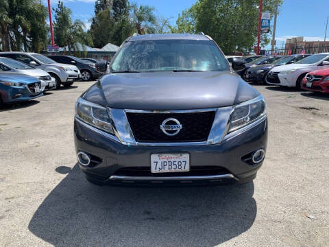2014 Nissan Pathfinder SL