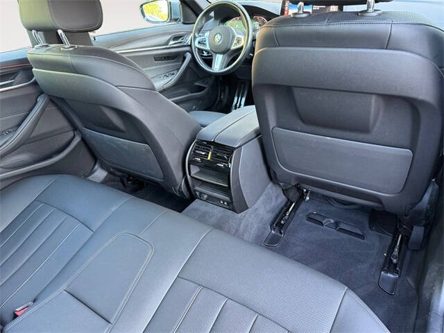 2023 BMW 5 Series 530i