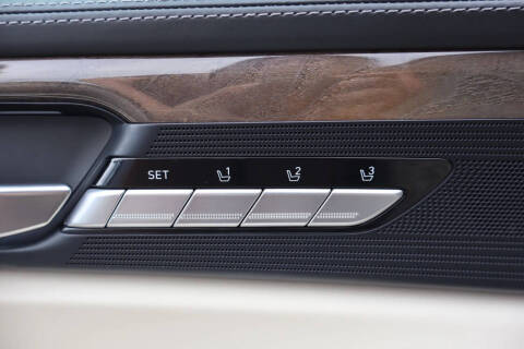 2019 Genesis G90