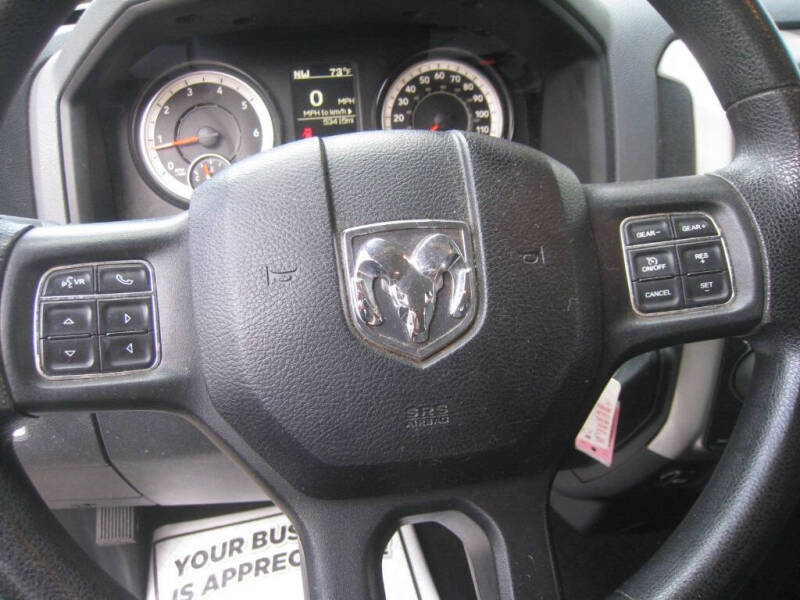 2017 RAM 1500 SLT