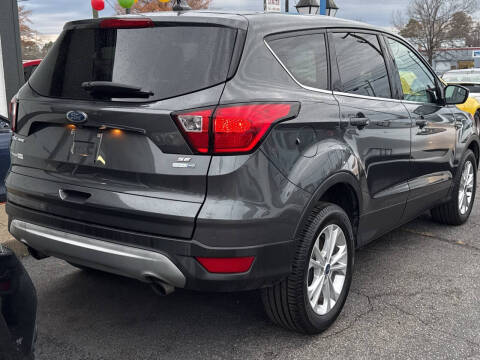 2019 Ford Escape SE