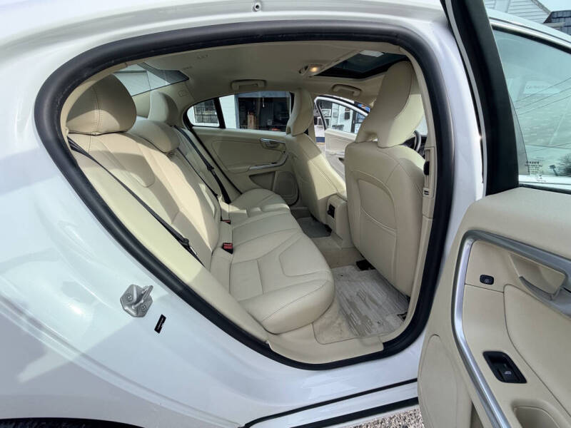 2015 Volvo S60 T5 Drive-E Premier