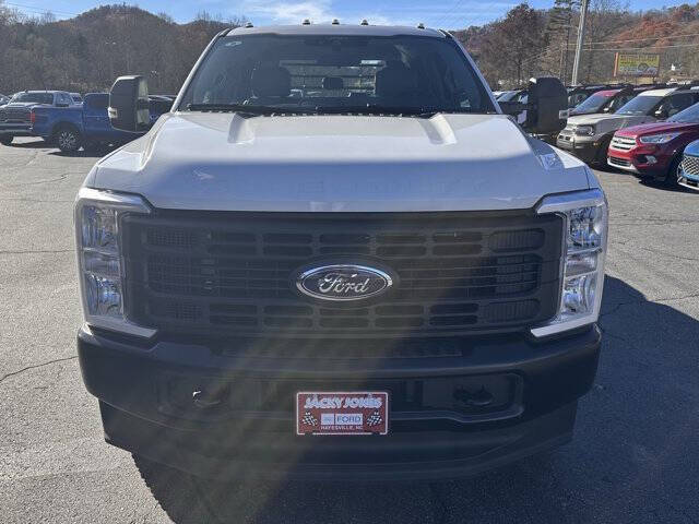 2025 Ford F-350 Super Duty XL