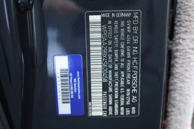 2004 Porsche 911 Carrera 4S