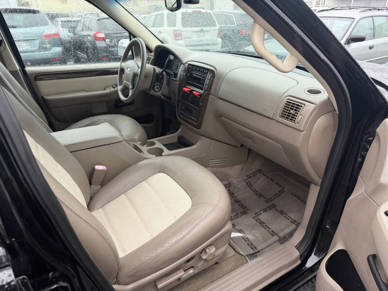2002 Ford Explorer Eddie Bauer