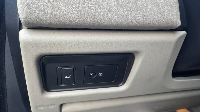 2017 Land Rover Range Rover Evoque SE Premium