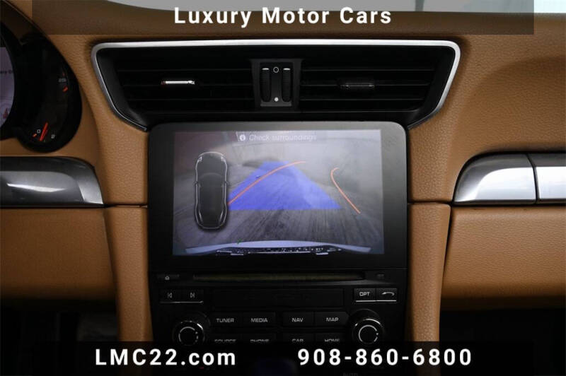 2017 Porsche 911 Carrera