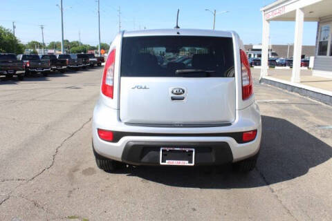 2013 Kia Soul +