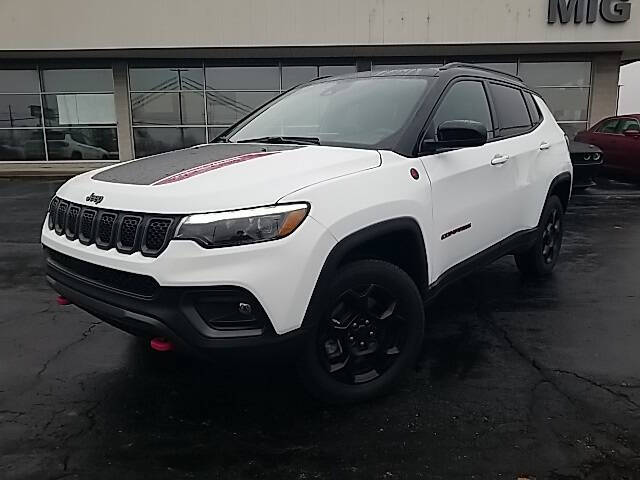 Used 2023 Jeep Compass Trailhawk with VIN 3C4NJDDN9PT566879 for sale in Bellefontaine, OH