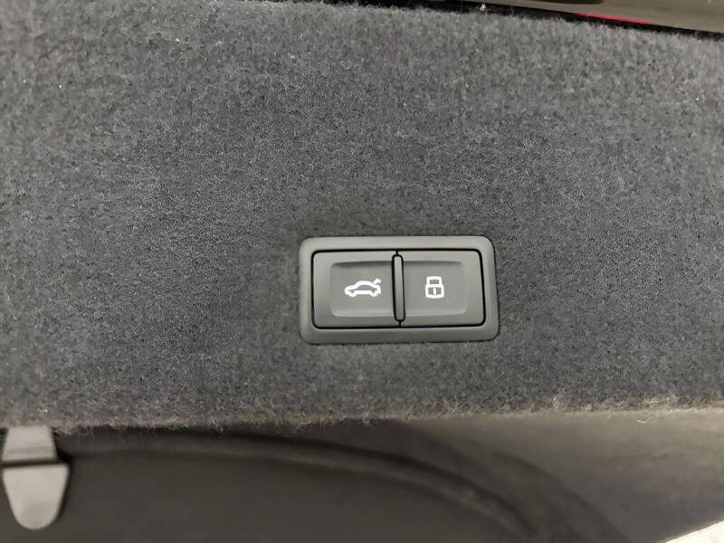 2019 Lamborghini Urus
