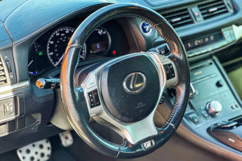 2012 Lexus CT 200h