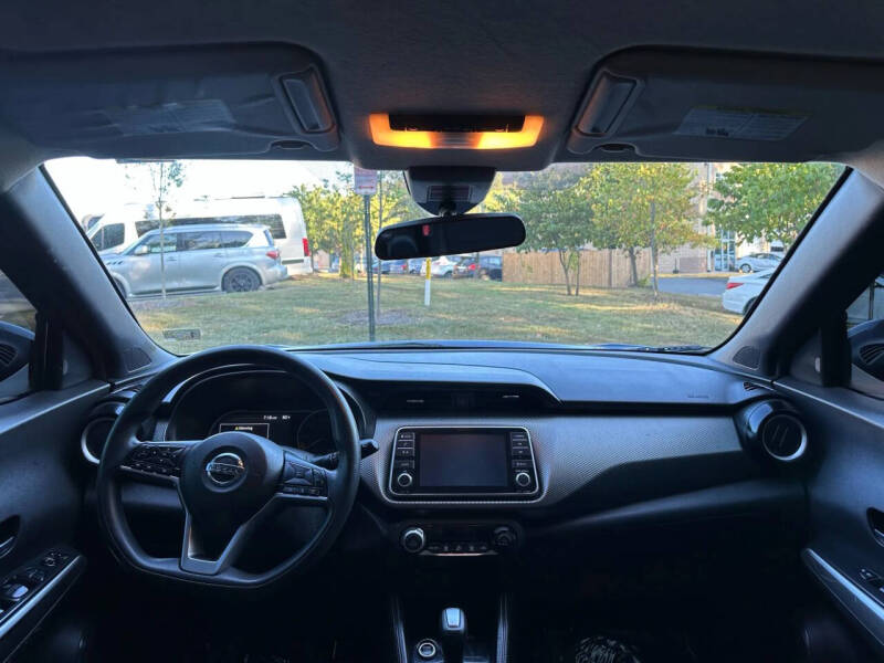 2020 Nissan Kicks SV