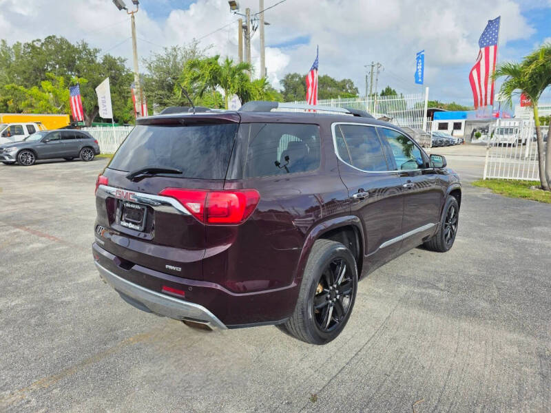 2017 GMC Acadia Denali