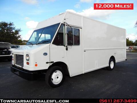 2022 Freightliner MT45 Chassis for sale at Town Cars Auto Sales in West Palm Beach FL