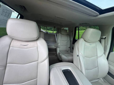 2020 Cadillac Escalade Luxury