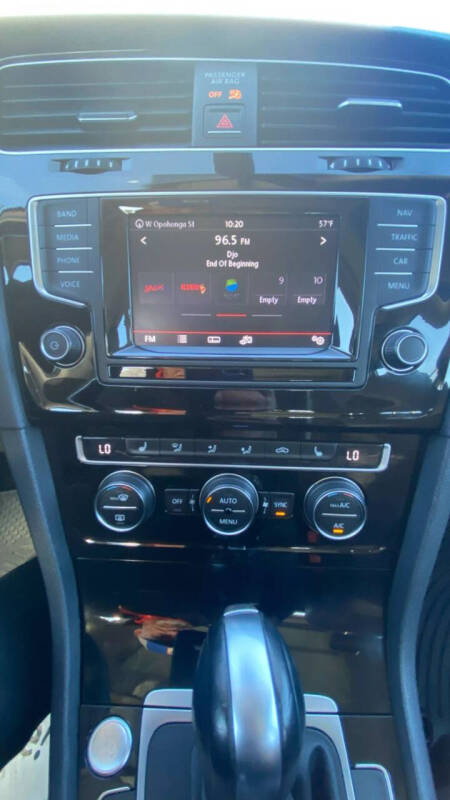 2015 Volkswagen Golf SportWagen