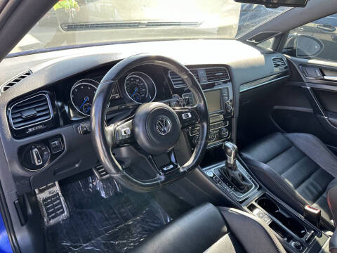 2016 Volkswagen Golf R 4Motion