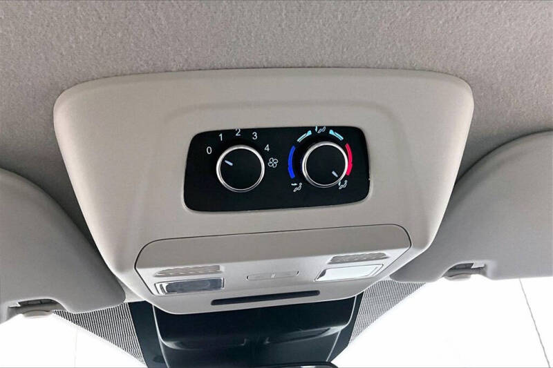 2023 Ford Transit 350 XLT