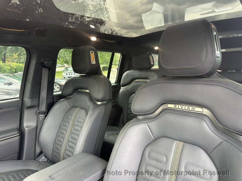 2023 Rivian R1S Adventure