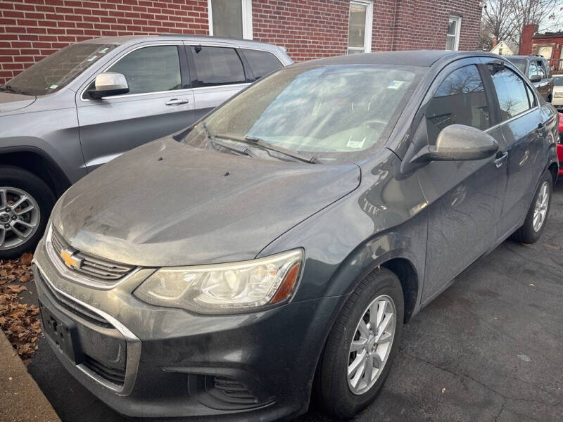 2017 Chevrolet Sonic LT's photo