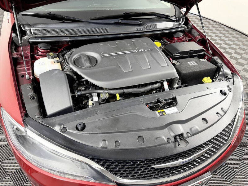 2015 Chrysler 200 C