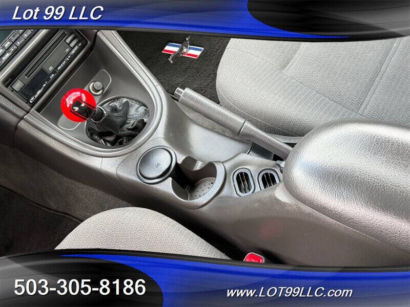 2000 Ford Mustang