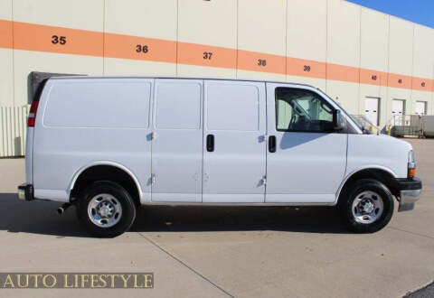 2023 Chevrolet Express 2500