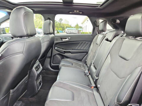 2020 Ford Edge ST