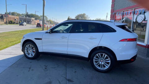 2017 Jaguar F-PACE 35t Prestige