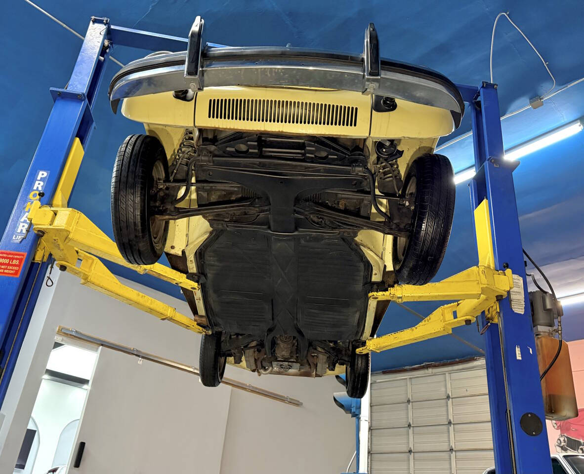 1977 Volkswagen Beetle Convertible 64